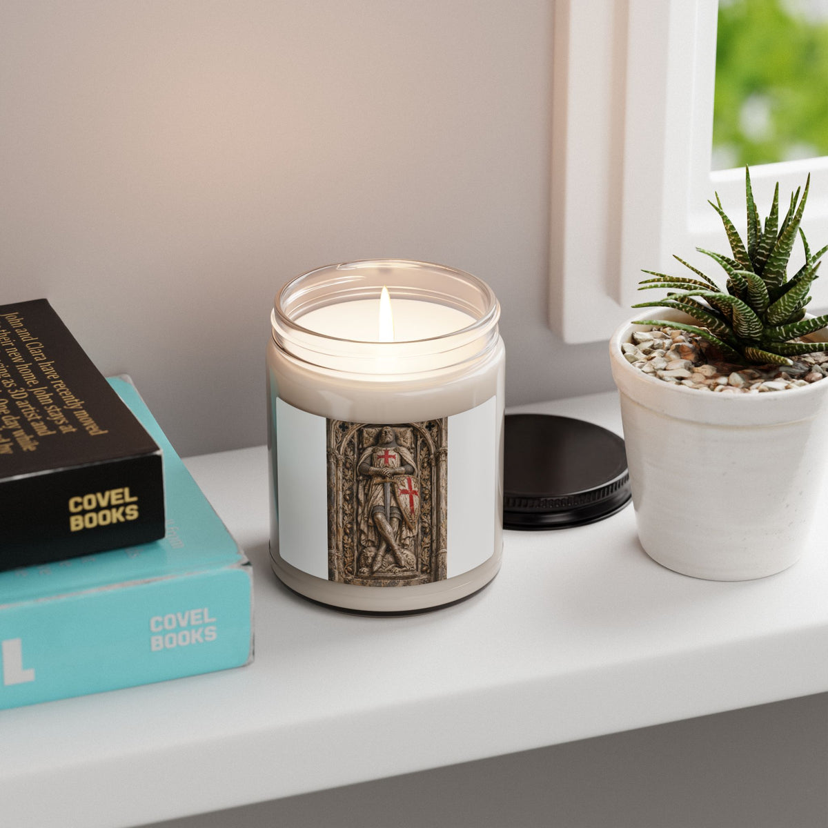 Crusader Knight Scented Soy Candle – 9oz Aromatic Jar