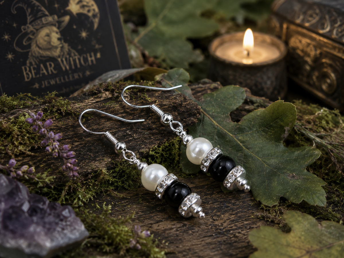 Black agate and crystals earrings