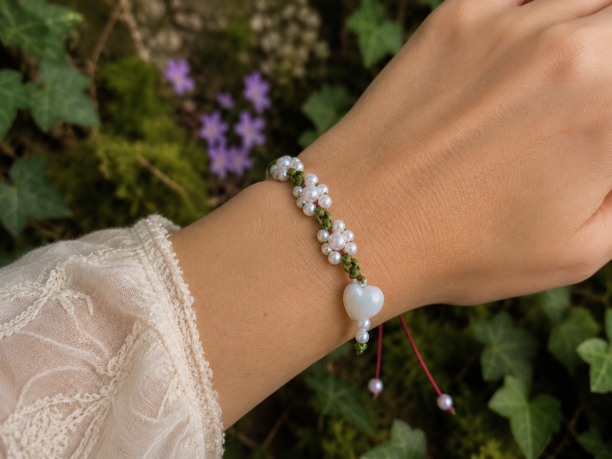 Flower beaded bracelet